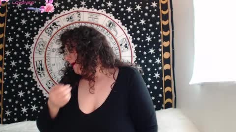 Lacey online show from June 2026 09:02:03 PM
