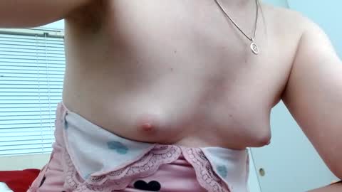 Snapshot of laceyphoenix1 chatting on January 2025 06:03:01 AM Lacey Phoenix online show from January 2025 06:03:01 AM