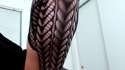 Snapshot of laceyphoenix1 chatting on February 2025 01:41:02 AM Lacey Phoenix online show from February 2025 01:41:02 AM