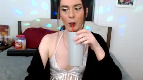 Snapshot of laceyphoenix1 chatting on October 2025 02:45:02 AM Lacey Phoenix online show from October 2025 02:45:02 AM