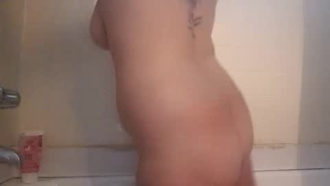 Snapshot of lacybell chatting on December 2024 11:31:02 PM lacybell online show from December 2024 11:31:02 PM