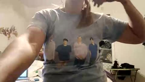 lacybell online show from November 2025 02:00:01 AM