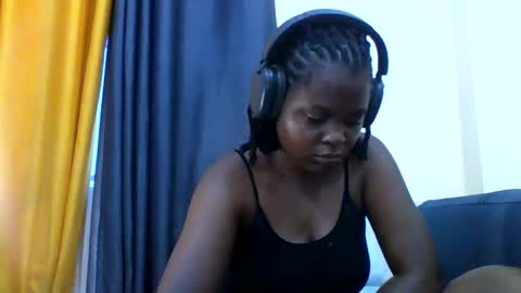 Snapshot of ladar_ chatting on February 2026 04:35:02 AM vida online show from February 2026 04:35:02 AM