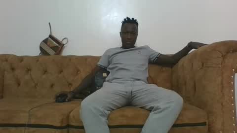 Snapshot of ladiesfun chatting on December 2024 02:10:02 PM ladiesfun online show from December 2024 02:10:02 PM