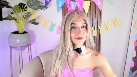   online show from April 2026 09:56:01 PM