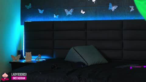 Kathie  Dicky    online show from January 2025 05:09:02 PM