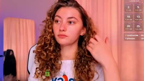 Snapshot of lady_curls chatting on September 2025 11:56:02 AM Nika online show from September 2025 11:56:02 AM