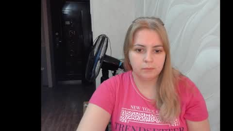 lady cute cat29 online show from January 2025 10:28:01 AM