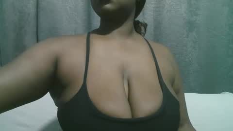 lady_dearra online show from September 2025 02:27:01 AM