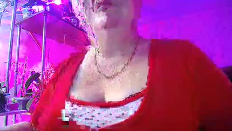 Lady Gloria online show from January 2025 04:12:02 AM