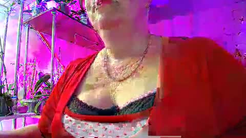 Lady Gloria online show from January 2025 07:00:02 AM