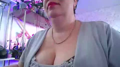 Lady Gloria online show from March 2025 03:16:02 PM