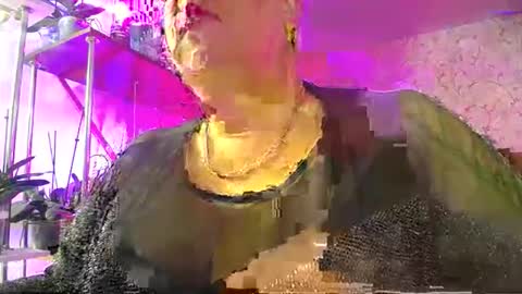 Lady Gloria online show from October 2025 05:41:01 AM