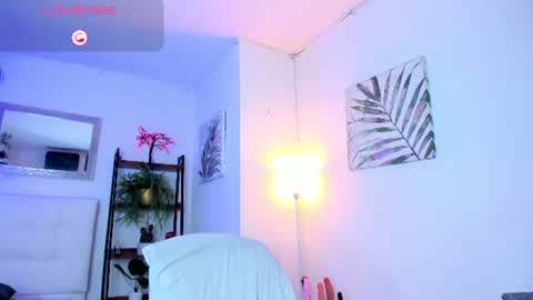 Snapshot of lady_hellen chatting on June 2026 07:18:02 PM online show from June 2026 07:18:02 PM