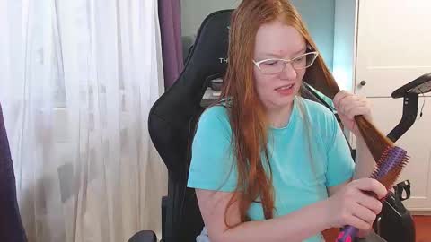 Angelika online show from November 2025 11:54:01 AM