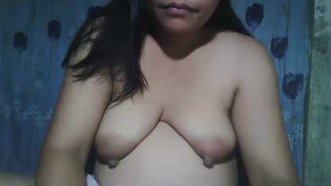 lady_love063 online show from October 2025 01:42:02 PM
