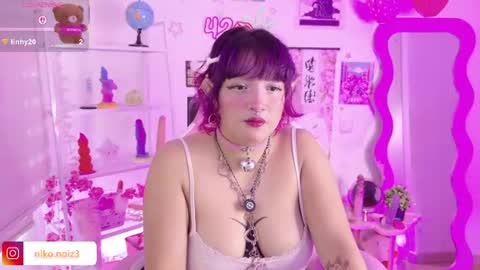 Snapshot of lady_noize chatting on June 2026 09:39:02 PM Lady online show from June 2026 09:39:02 PM