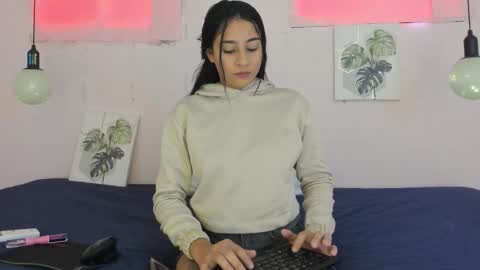 Snapshot of lady_rossee chatting on September 2025 02:27:01 PM Leidy online show from September 2025 02:27:01 PM