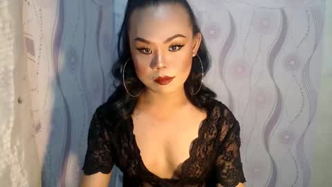 lady_shane26 online show from May 2026 12:21:01 PM