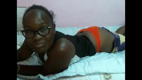 Essy online show from December 2024 02:38:01 PM