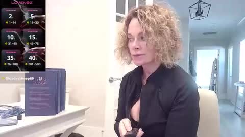 Snapshot of ladybabs chatting on October 2025 03:47:02 PM Ladybabs online show from October 2025 03:47:02 PM