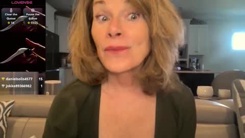 Ladybabs online show from March 2026 06:00:01 PM