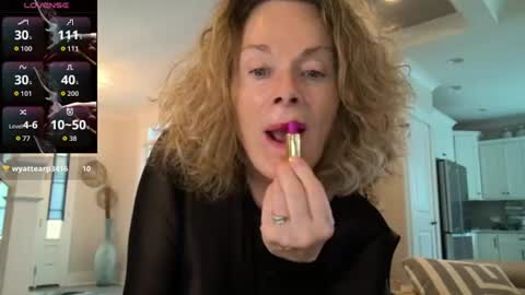 Ladybabs online show from June 2026 06:01:02 PM