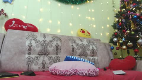 Sima Ladybigsmile online show from January 2025 05:05:02 AM