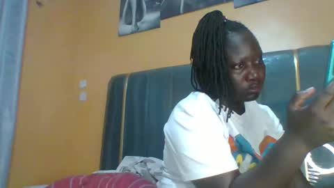 lindah32 online show from March 2026 12:27:01 AM