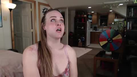 ladyboyhomemaker online show from February 2025 08:55:02 AM