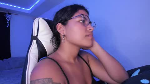  Lady  online show from December 2024 08:02:01 AM