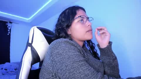  Lady  online show from December 2024 04:51:02 AM