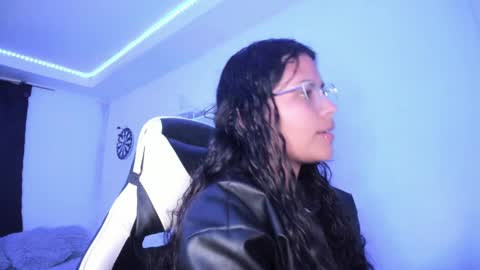  Lady  online show from January 2025 05:21:01 AM