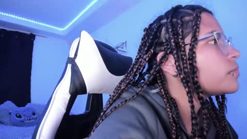  Lady  online show from February 2025 06:54:01 AM