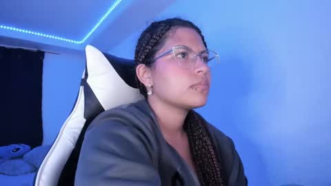  Lady  online show from February 2025 03:07:01 AM