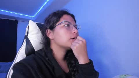  Lady  online show from February 2025 05:46:02 AM