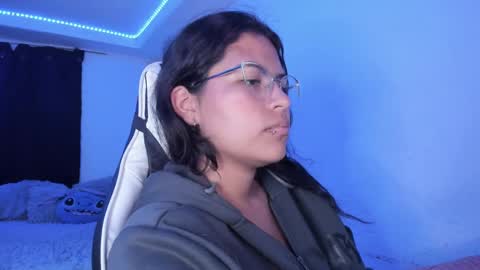  Lady  online show from February 2025 07:11:02 AM