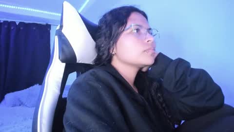  Lady  online show from March 2025 06:47:02 AM