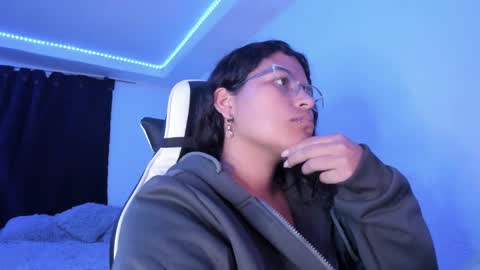  Lady  online show from March 2025 03:02:02 AM