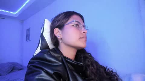  Lady  online show from February 2026 02:05:02 AM