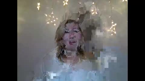 ladycharisma online show from April 2026 07:29:02 PM