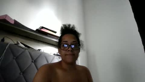 Snapshot of ladycinnabon chatting on November 2025 03:10:02 PM Stephanie online show from November 2025 03:10:02 PM