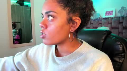 leidy daniela online show from December 2024 03:18:02 AM