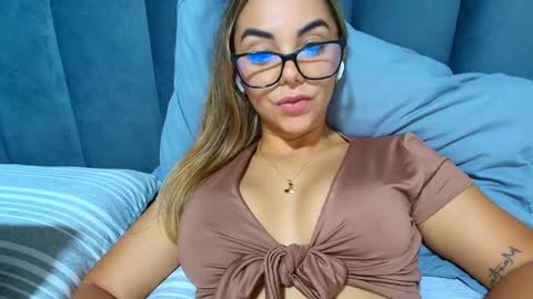 Hello im lady nice to meet you  online show from May 2026 06:35:02 PM