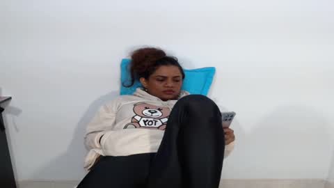 lady online show from February 2026 12:51:02 AM