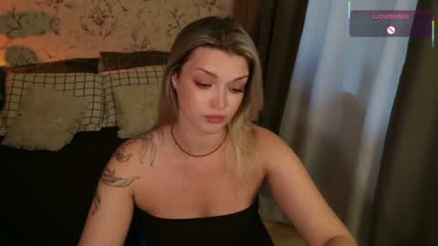 Snapshot of ladylancaster chatting on June 2026 04:53:01 PM ladylancaster online show from June 2026 04:53:01 PM