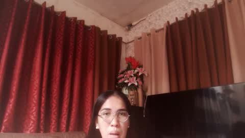 ladyloveluna online show from January 2026 05:11:02 AM