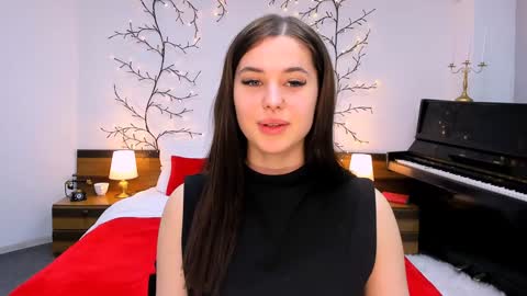 Amelia online show from February 2025 05:08:01 PM