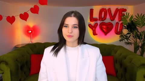 Amelia online show from February 2025 07:45:02 PM