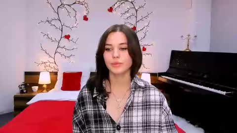Amelia online show from March 2025 07:27:02 PM